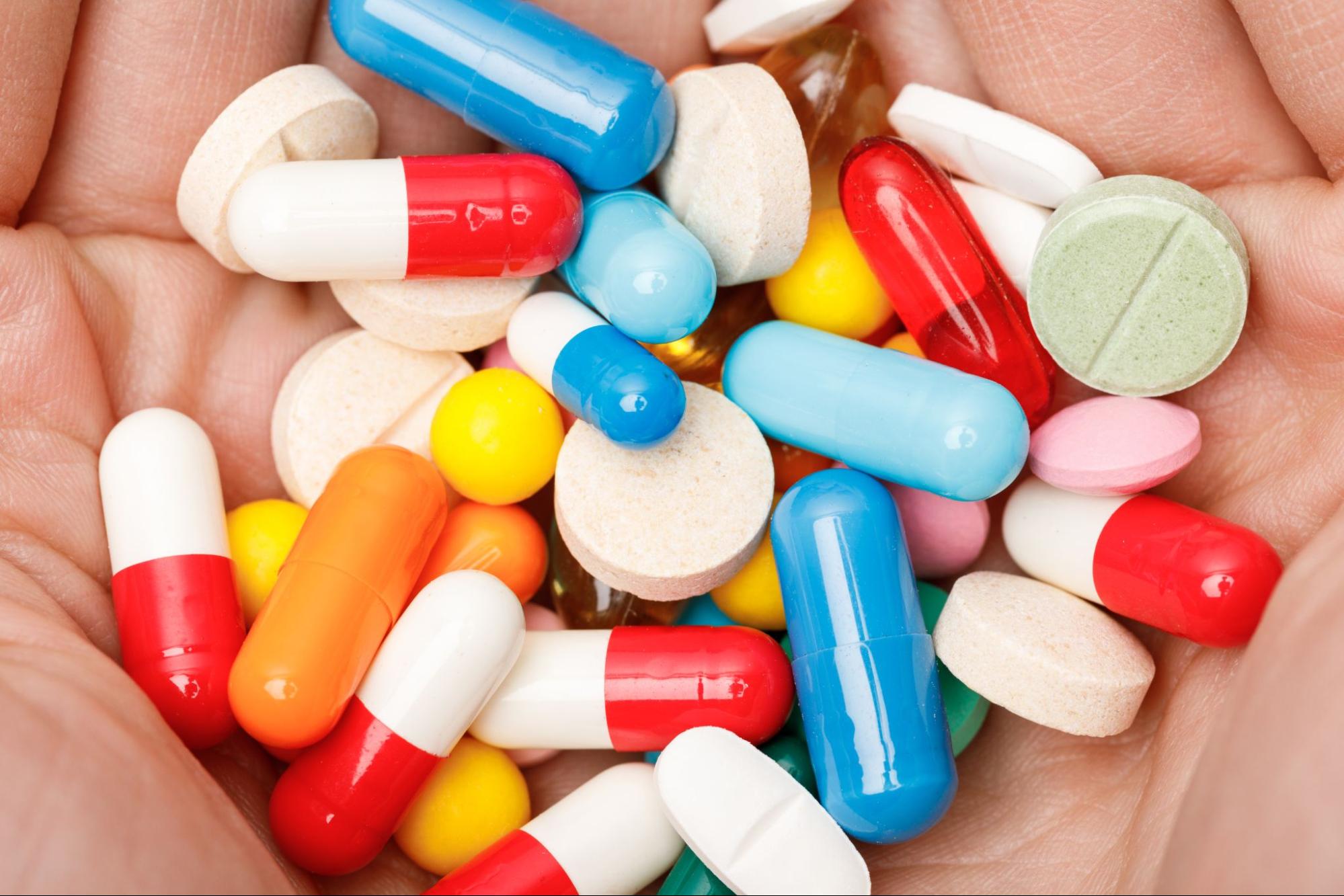 intrebari-medicamente-calatorii